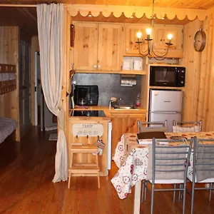 Praloup 1600 Beau Avec Très Belle Vue Appartement
